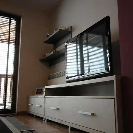 Apartment Penthouse 2 Bedroom W Fireplace Bansko