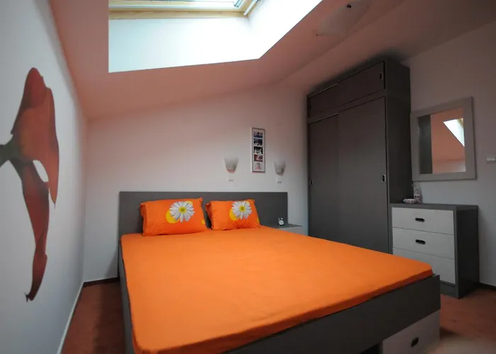 Penthouse 2 Bedroom W Fireplace Apartman Banszko