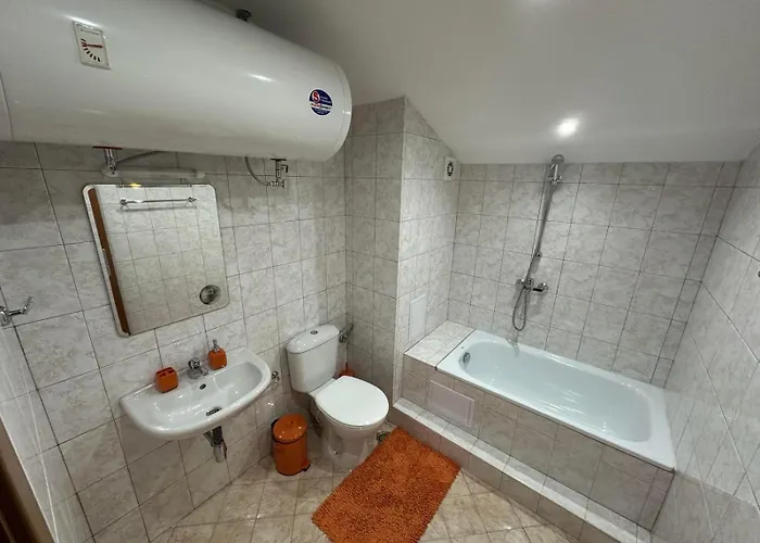 Penthouse 2 Bedroom W Fireplace Apartman Banszko